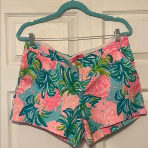 Lilly Pulitzer Pineapple Print Callahan Shorts